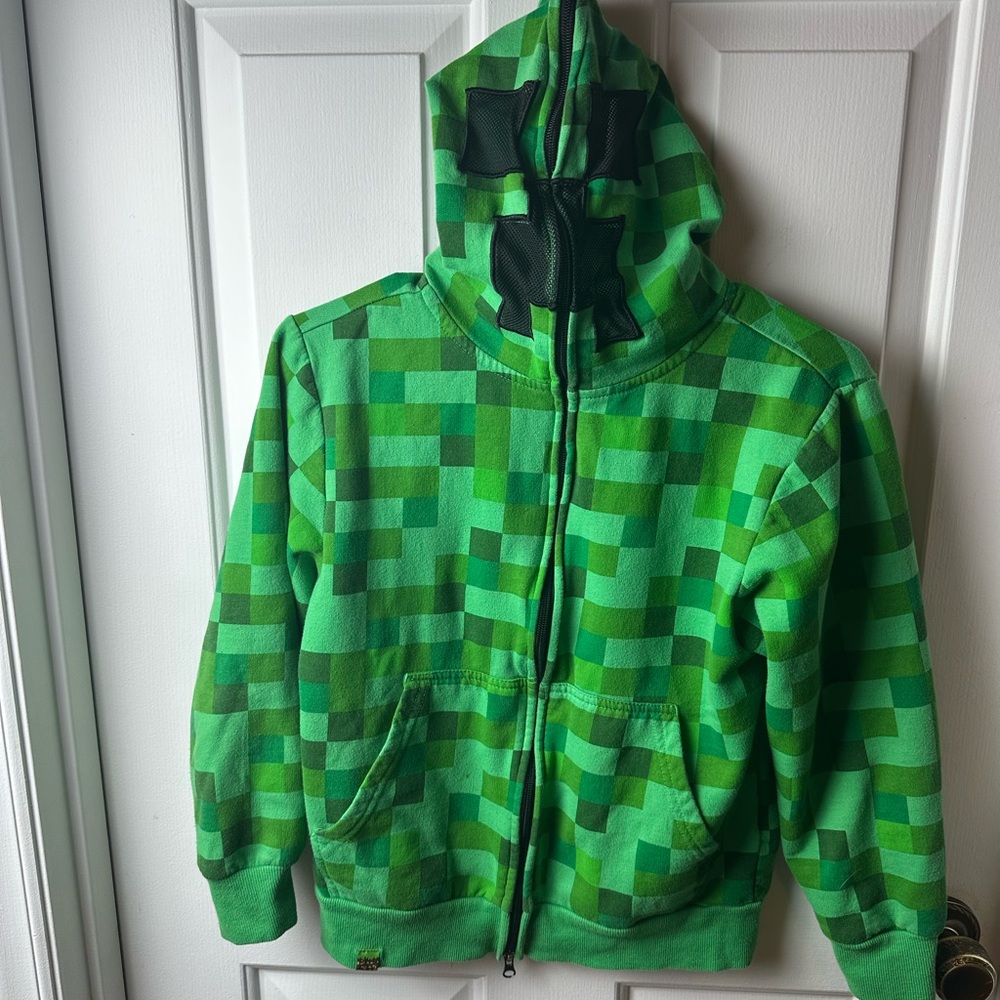 Mad Engine Green Pixelated Minecraft Kids Size Medium Jacket